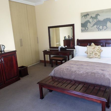 The Links Guest House Pretoria-Noord Exteriör bild
